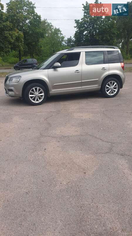 Внедорожник / Кроссовер Skoda Yeti 2013 в Днепре фото 2 Внедорожник / Кроссовер Skoda Yeti 2013 в Днепре
