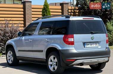 Внедорожник / Кроссовер Skoda Yeti 2012 в 