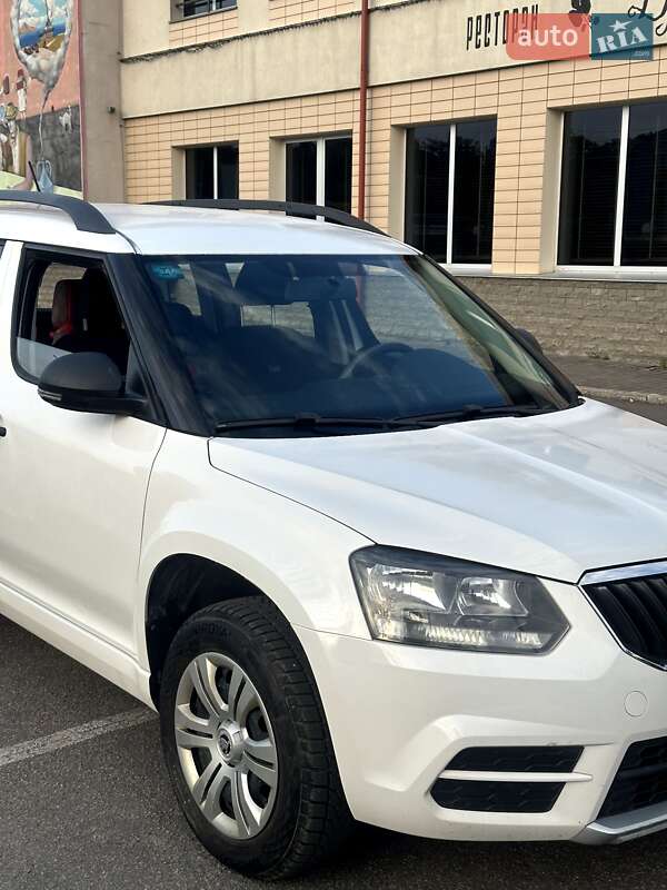 Внедорожник / Кроссовер Skoda Yeti 2015 в Броварах