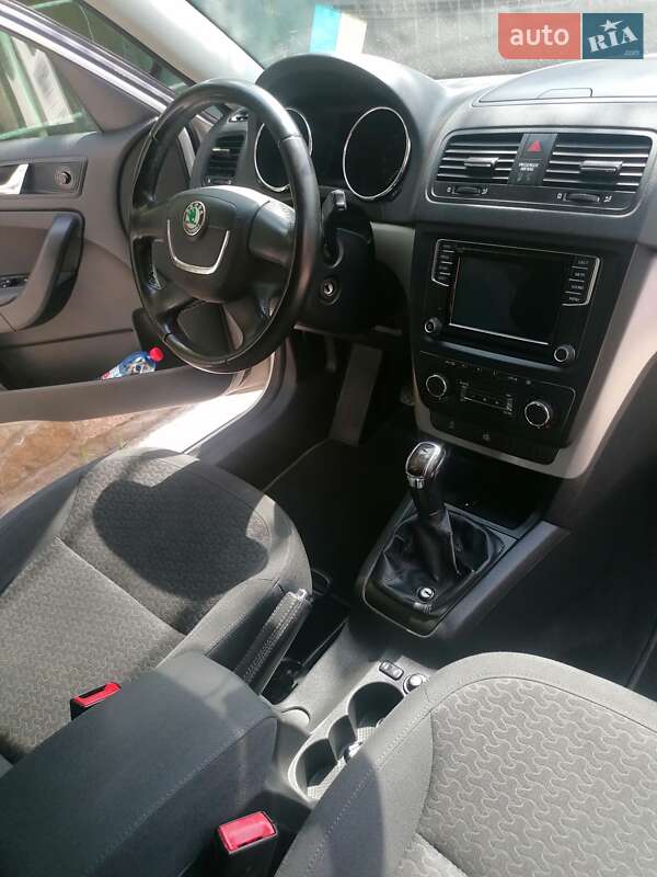 Внедорожник / Кроссовер Skoda Yeti 2011 в Киеве фото 18 Внедорожник / Кроссовер Skoda Yeti 2011 в Киеве