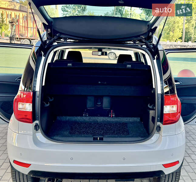 Внедорожник / Кроссовер Skoda Yeti 2015 в Житомире