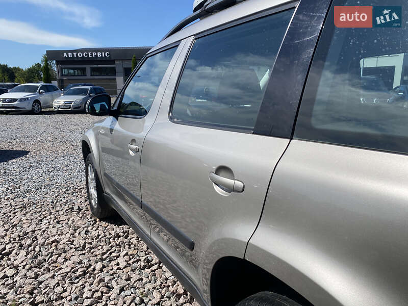 Позашляховик / Кросовер Skoda Yeti 2012 в Львові