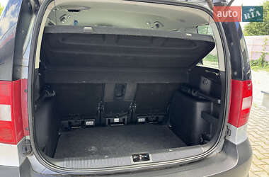 Внедорожник / Кроссовер Skoda Yeti 2013 в 