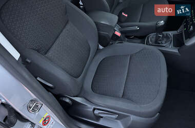 Внедорожник / Кроссовер Skoda Yeti 2010 в 