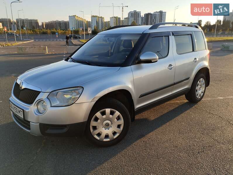 Внедорожник / Кроссовер Skoda Yeti 2012 в Киеве