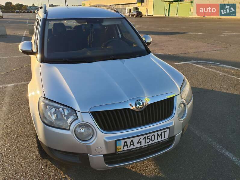 Внедорожник / Кроссовер Skoda Yeti 2012 в Киеве