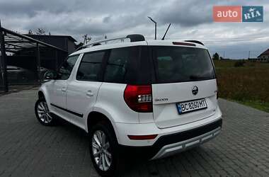 Внедорожник / Кроссовер Skoda Yeti 2015 в 