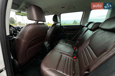 Внедорожник / Кроссовер Skoda Yeti 2015 в 