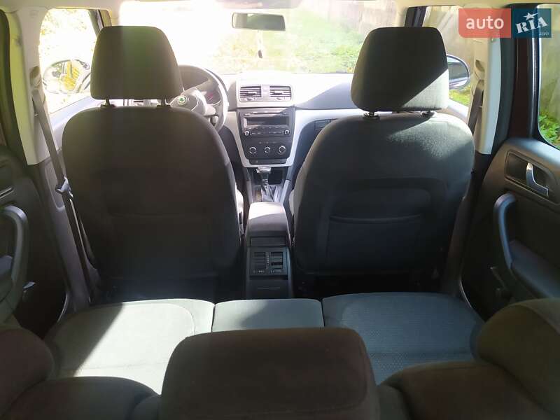 Внедорожник / Кроссовер Skoda Yeti 2010 в Черновцах фото 5 Внедорожник / Кроссовер Skoda Yeti 2010 в Черновцах