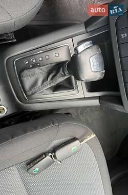 Внедорожник / Кроссовер Skoda Yeti 2010 в 