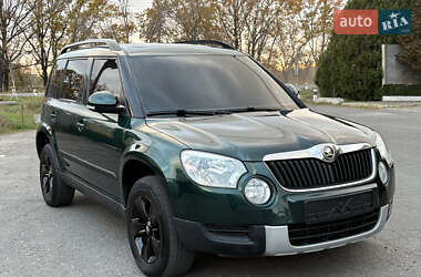 Внедорожник / Кроссовер Skoda Yeti 2010 в Кривом Роге