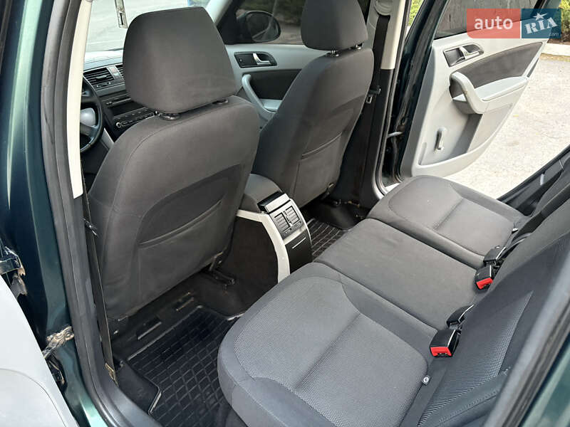 Позашляховик / Кросовер Skoda Yeti 2010 в Кривому Розі