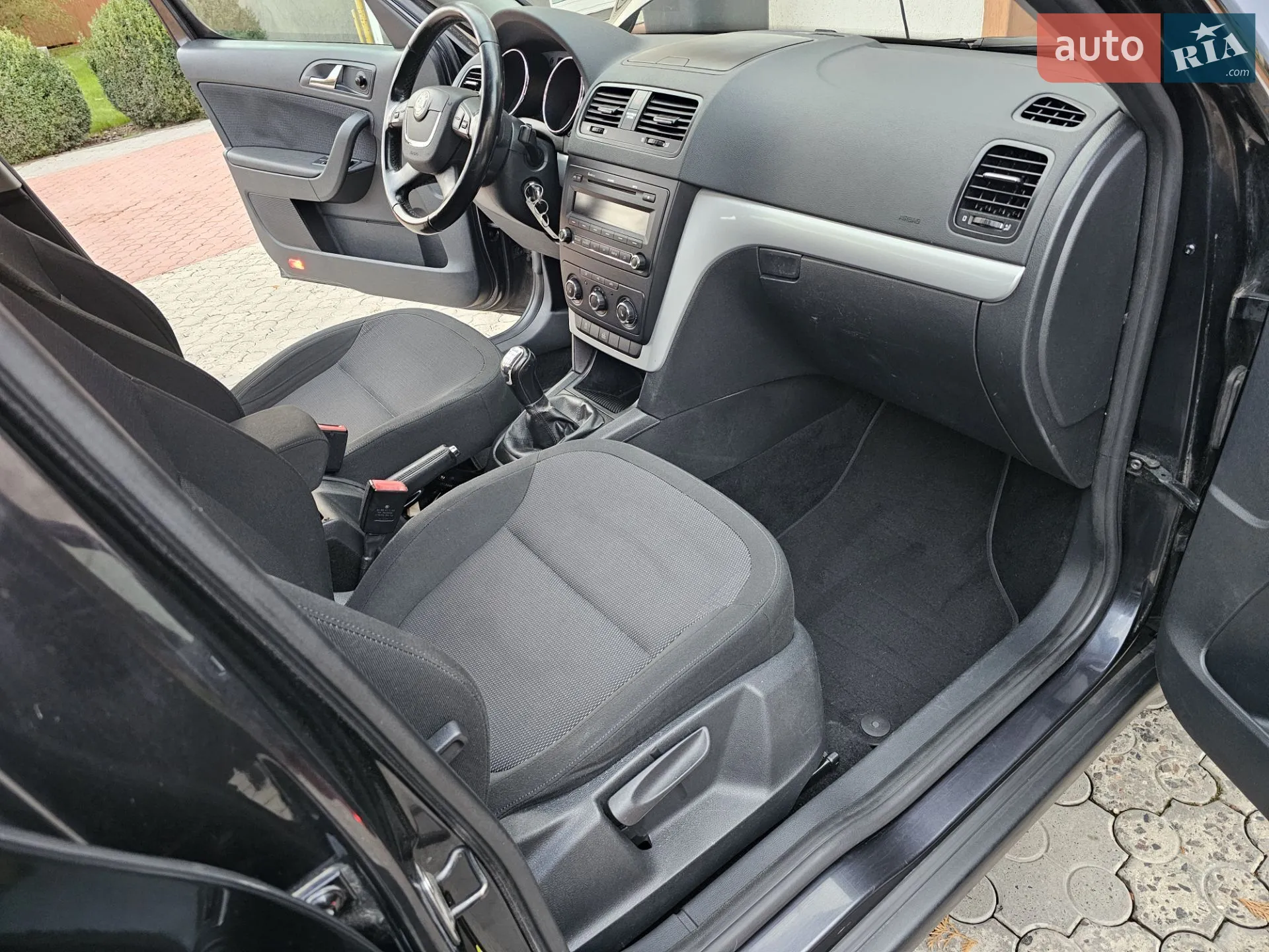 2010 Skoda Yeti - мініатюра 11