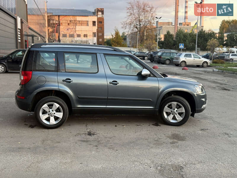 Внедорожник / Кроссовер Skoda Yeti 2014 в Луцке фото 5 Внедорожник / Кроссовер Skoda Yeti 2014 в Луцке