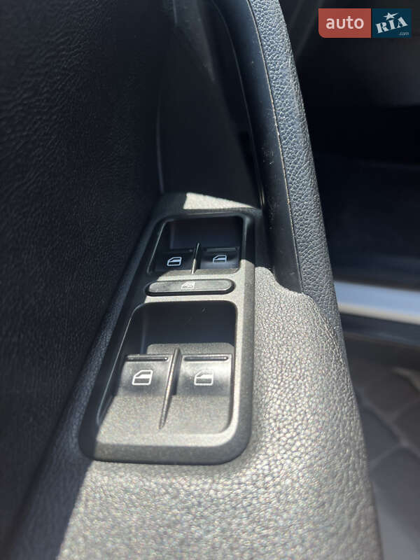 Внедорожник / Кроссовер Skoda Yeti 2013 в Николаеве