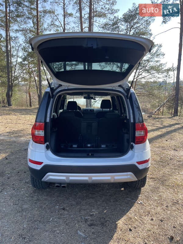 Внедорожник / Кроссовер Skoda Yeti 2014 в Киеве