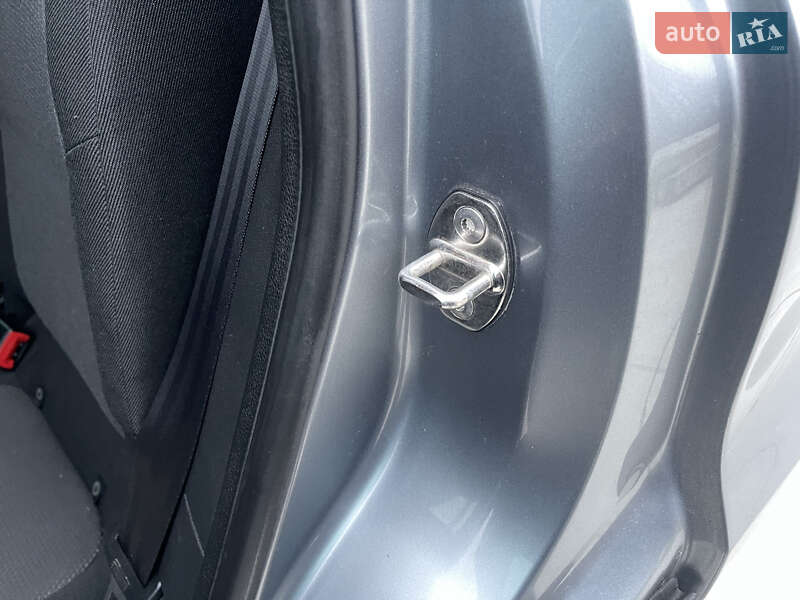 Внедорожник / Кроссовер Skoda Yeti 2011 в Луцке