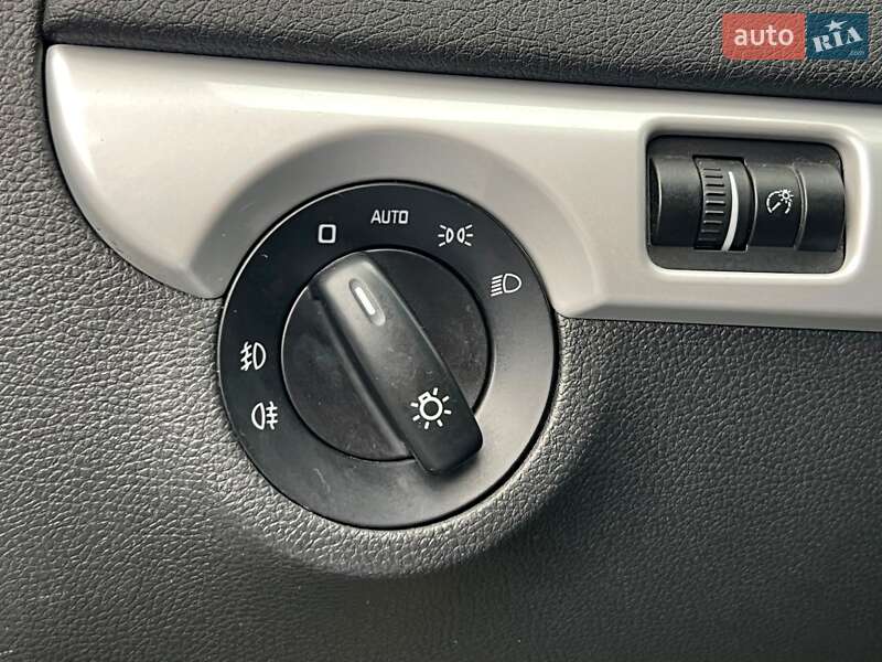 Позашляховик / Кросовер Skoda Yeti 2012 в Києві фото 40 Позашляховик / Кросовер Skoda Yeti 2012 в Києві