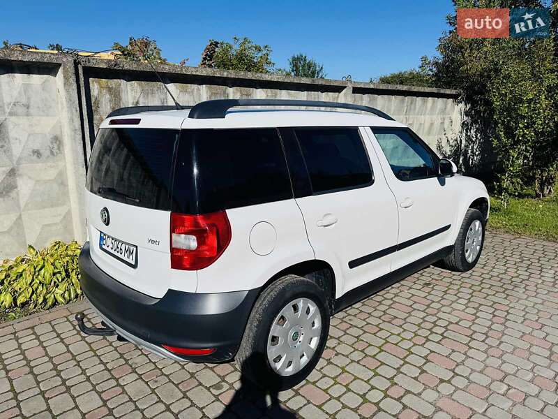 Позашляховик / Кросовер Skoda Yeti 2013 в Львові