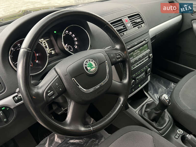 Внедорожник / Кроссовер Skoda Yeti 2012 в Луцке фото 53 Внедорожник / Кроссовер Skoda Yeti 2012 в Луцке