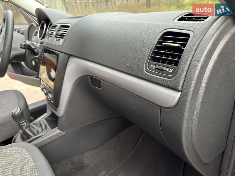 Позашляховик / Кросовер Skoda Yeti 2014 в Сумах фото 40 Позашляховик / Кросовер Skoda Yeti 2014 в Сумах