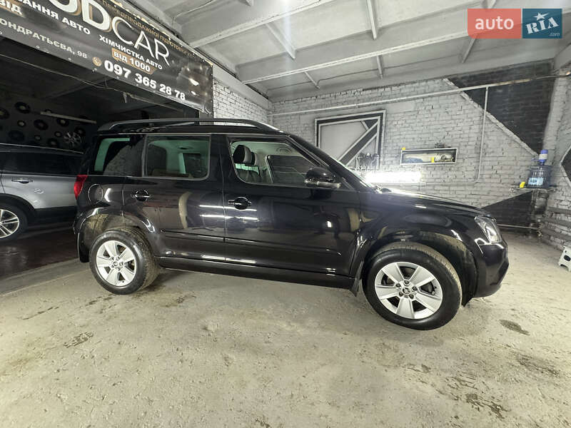 Позашляховик / Кросовер Skoda Yeti 2014 в Сумах фото 65 Позашляховик / Кросовер Skoda Yeti 2014 в Сумах