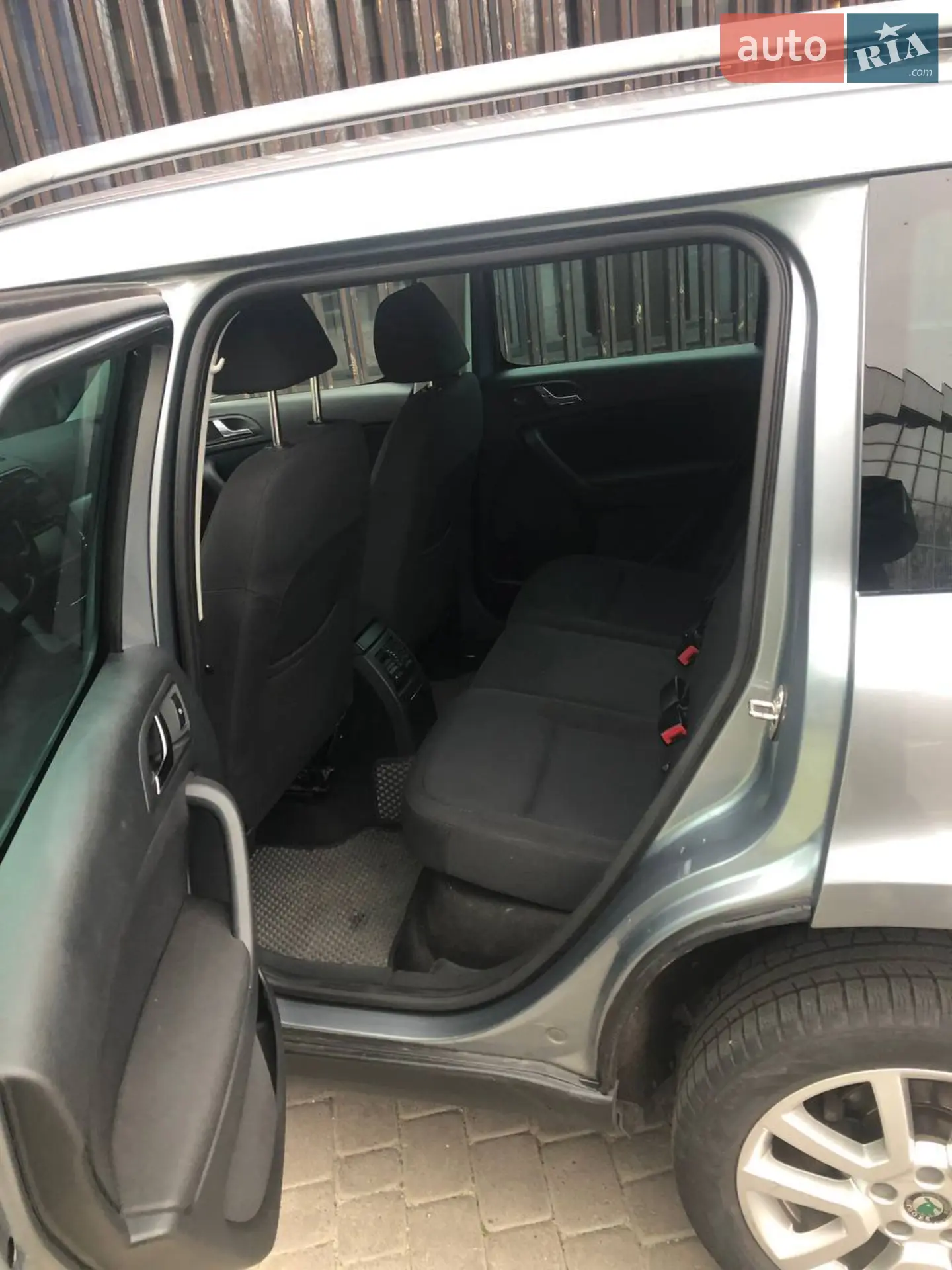 2010 Skoda Yeti - мініатюра 9