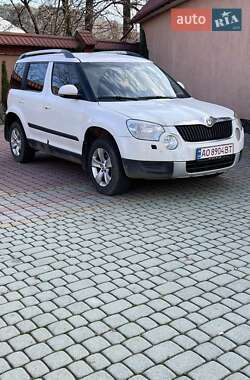 Внедорожник / Кроссовер Skoda Yeti 2013 в Сельцо