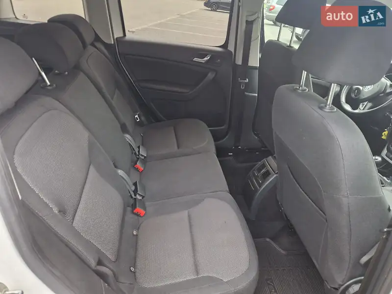 Skoda Yeti 2014 VIN TMBLC75L2E6029875 фото оголошення 8 з 61