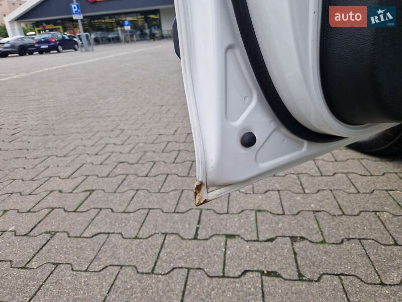 Внедорожник / Кроссовер Skoda Yeti 2014 в Самборе