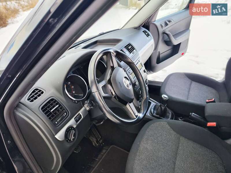 Внедорожник / Кроссовер Skoda Yeti 2014 в Львове
