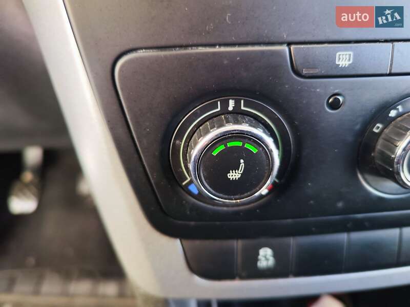 Внедорожник / Кроссовер Skoda Yeti 2014 в Львове