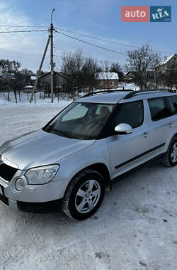 Внедорожник / Кроссовер Skoda Yeti 2011 в Ровно