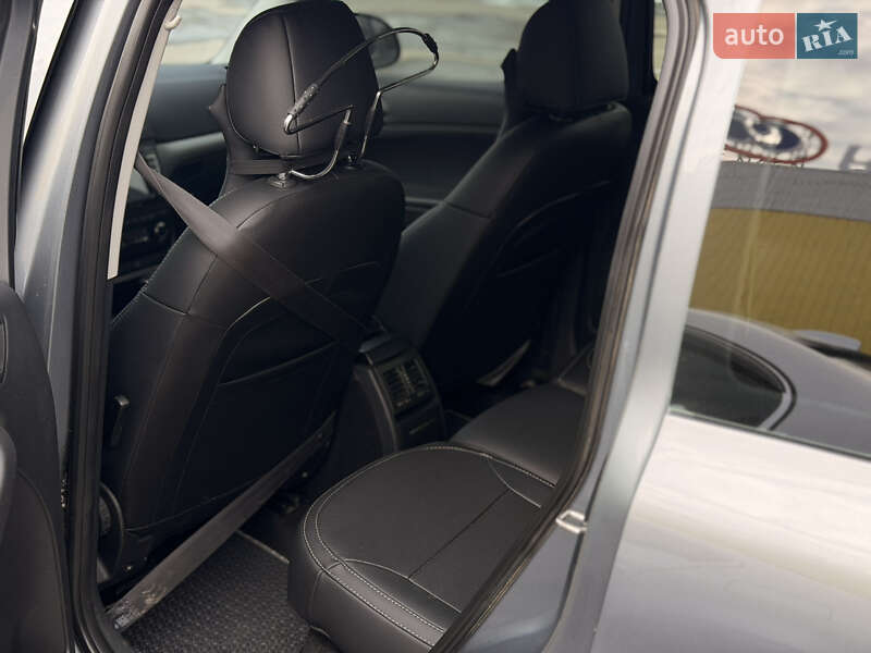 Внедорожник / Кроссовер Skoda Yeti 2012 в Запорожье