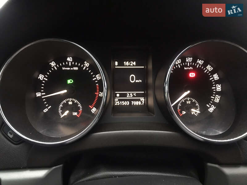 Внедорожник / Кроссовер Skoda Yeti 2010 в Львове фото 13 Внедорожник / Кроссовер Skoda Yeti 2010 в Львове