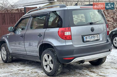 Позашляховик / Кросовер Skoda Yeti 2012 в Полтаві
