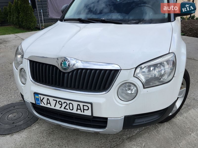 Позашляховик / Кросовер Skoda Yeti 2012 в Києві
