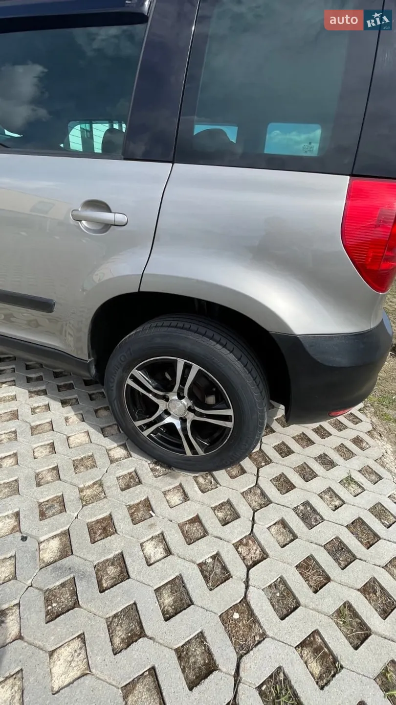 2011 Skoda Yeti - мініатюра 10
