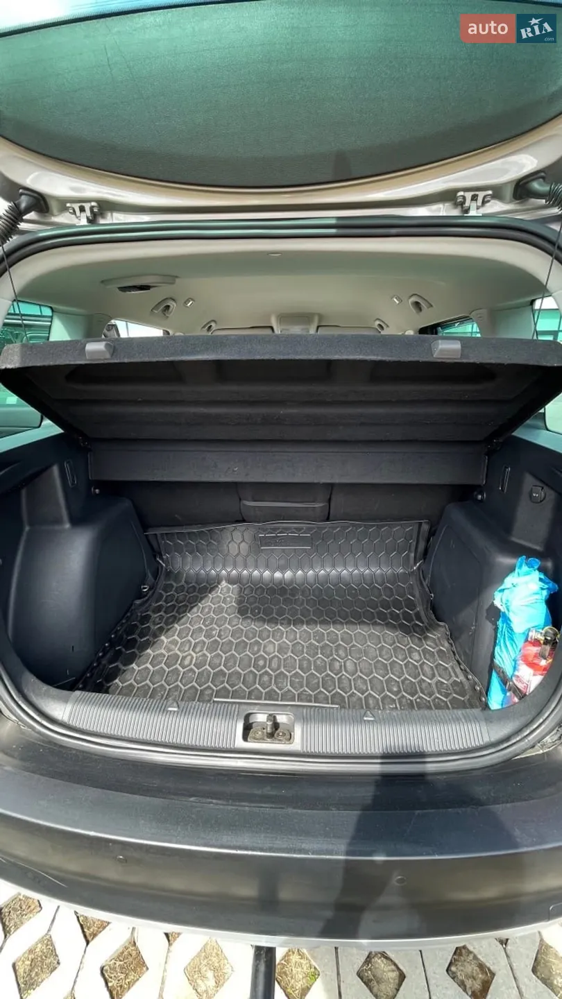 2011 Skoda Yeti - мініатюра 26