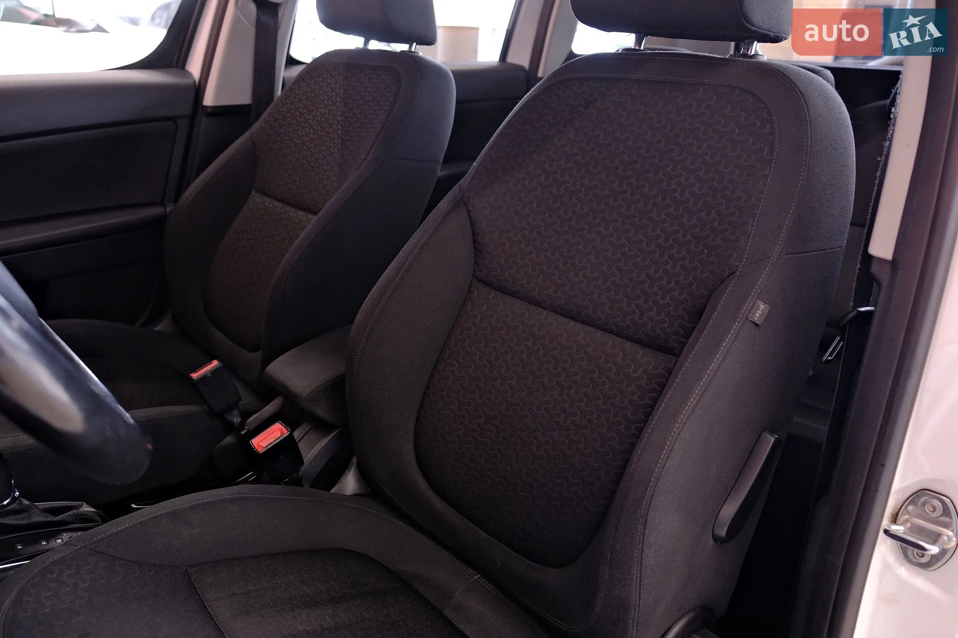 2014 Skoda Yeti - мініатюра 26