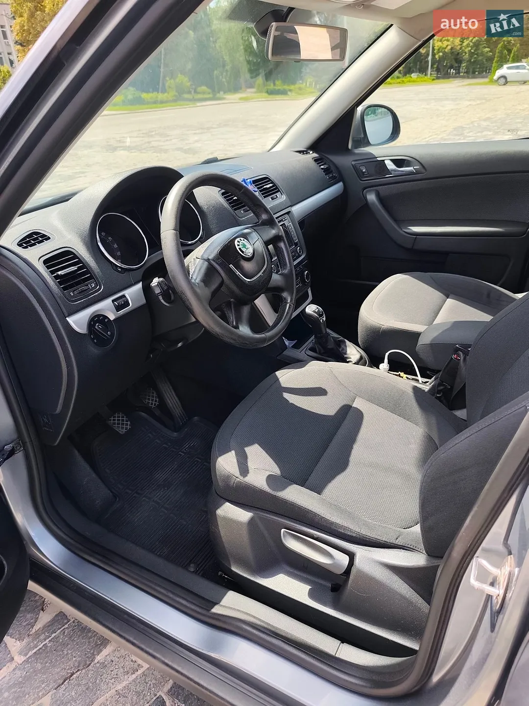 2011 Skoda Yeti - мініатюра 13