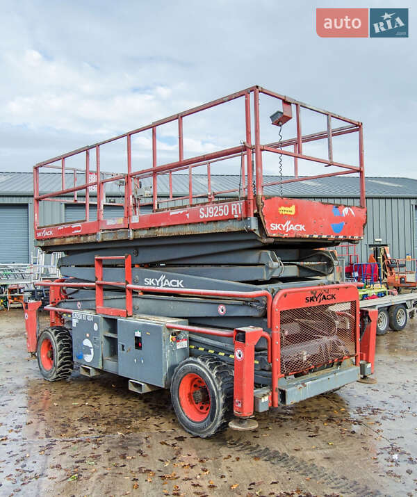 Ножичний підйомник Skyjack SJ 2016 в Житомирі
