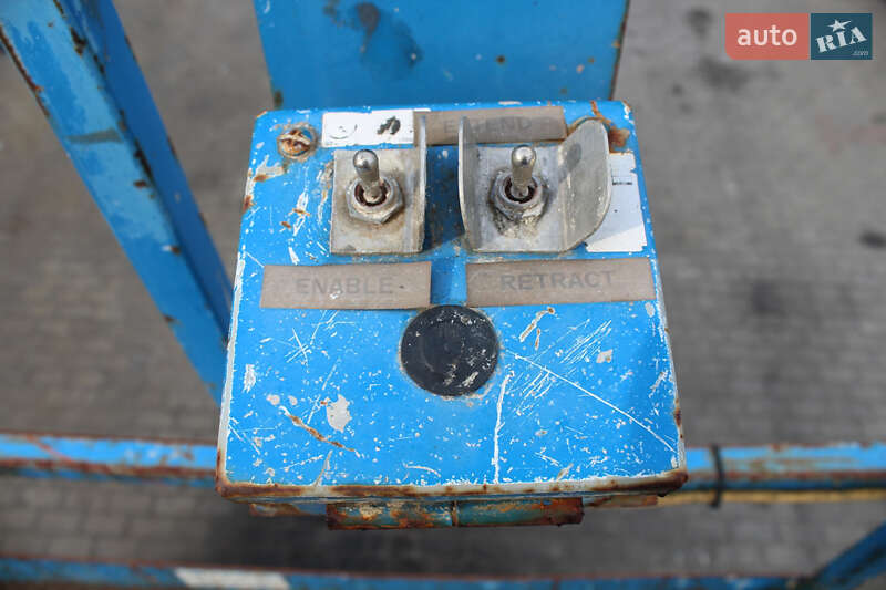 Ножничный подъемник Skyjack SJ 2007 в Львове