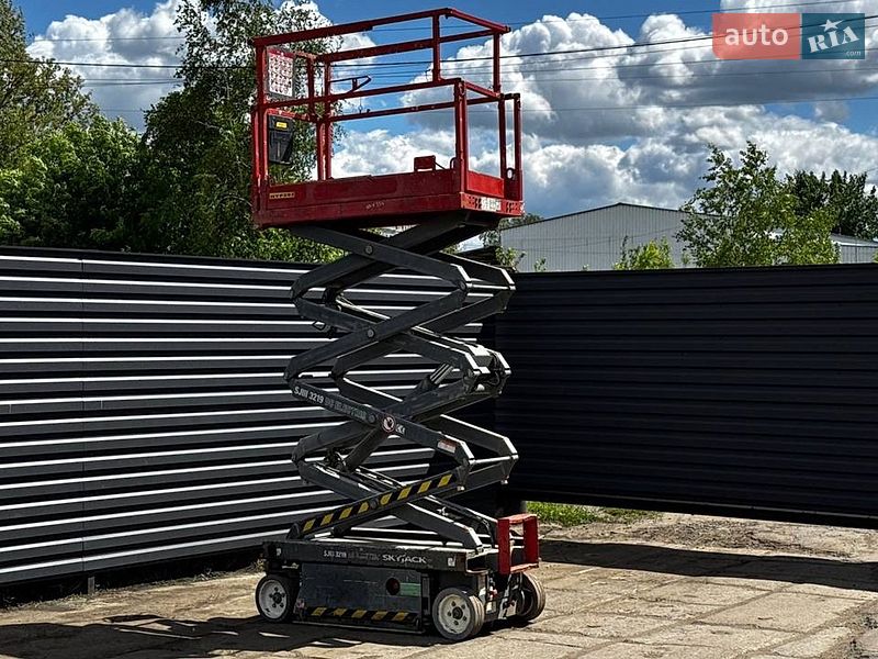 Ножничный подъемник Skyjack SJ 2019 в Житомире