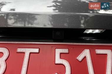 Позашляховик / Кросовер Skywell ET5 2022 в 
