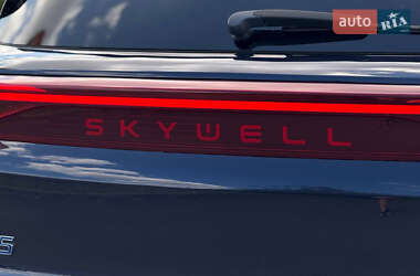 Внедорожник / Кроссовер Skywell ET5 2022 в 