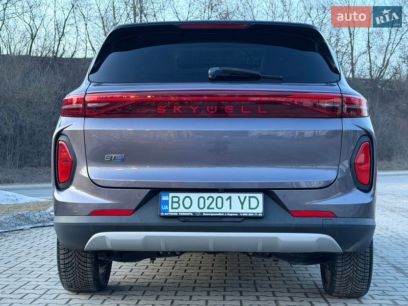 Внедорожник / Кроссовер Skywell ET5 2022 в Тернополе