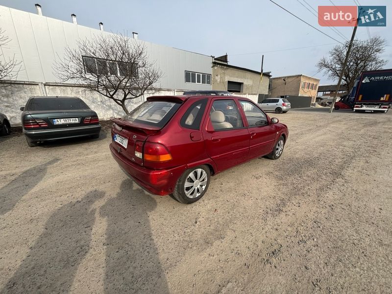 Хэтчбек SMA Maple C31 2006 в Ивано-Франковске