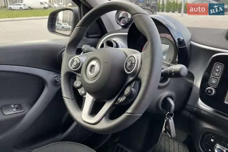 Хэтчбек Smart EQ Forfour 2018 в Киеве