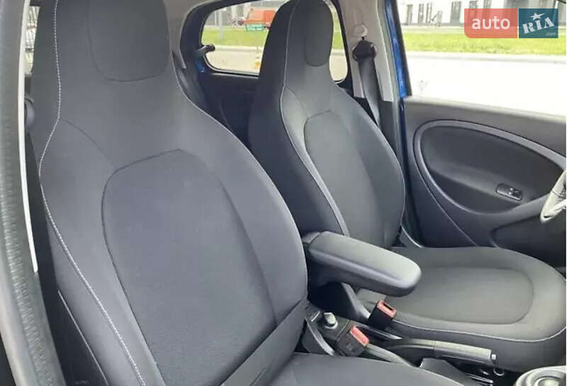 Хэтчбек Smart EQ Forfour 2018 в Киеве